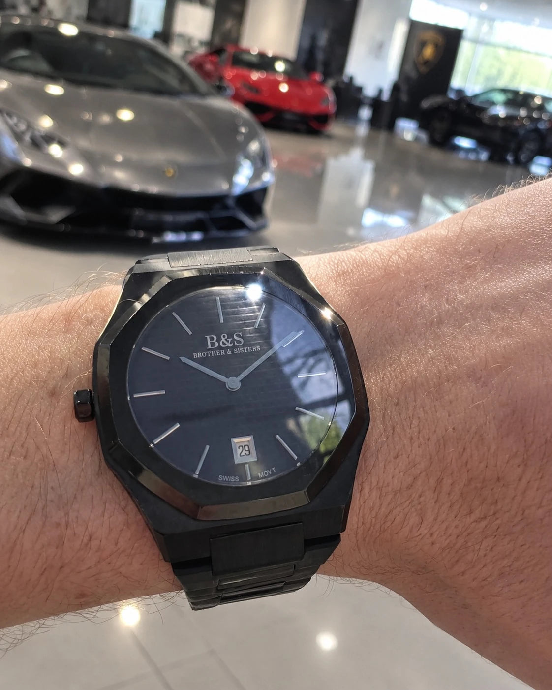 Phantom men's watch, close-up on the wrist – Brother & Sisters (SKU 01122019-phantom)